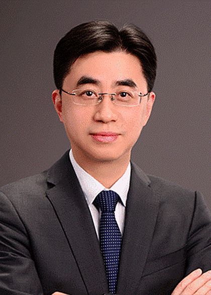  Jianguo Huang