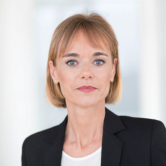 Ulrika-Voss_preview_bardehle_77845.jpg