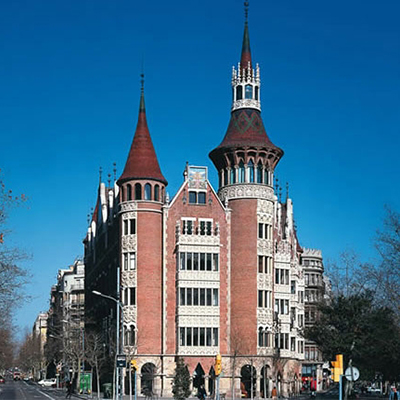 BARDEHLE-PAGENBERG_Office_Barcelona_square.jpg 
